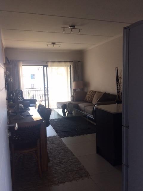 To Let 1 Bedroom Property for Rent in Fourways Gauteng