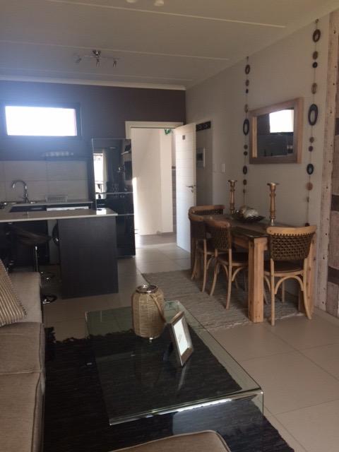 To Let 1 Bedroom Property for Rent in Fourways Gauteng