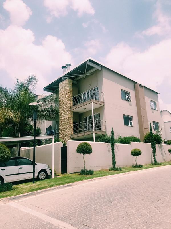 To Let 2 Bedroom Property for Rent in Rivonia Gauteng