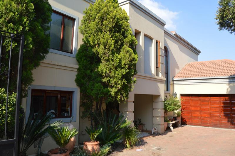 4 Bedroom Property for Sale in Beverley Gauteng