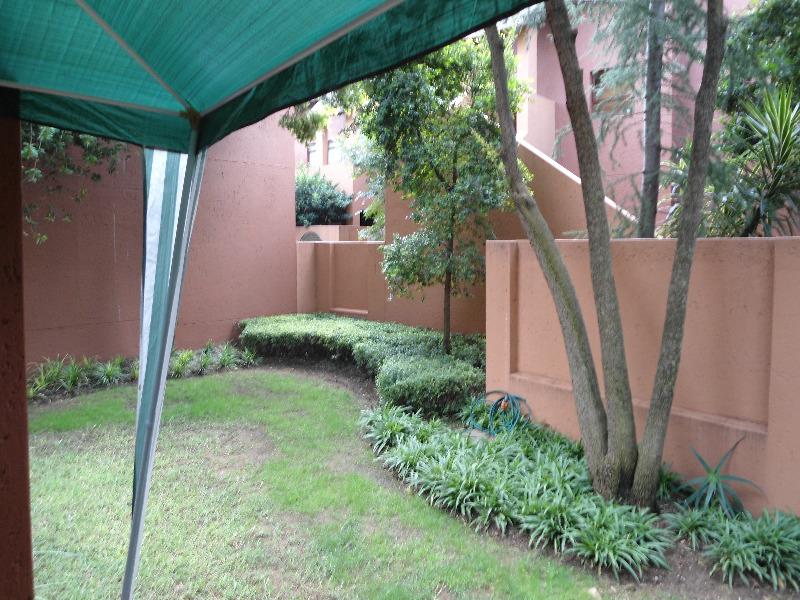 2 Bedroom Property for Sale in Magaliessig Gauteng