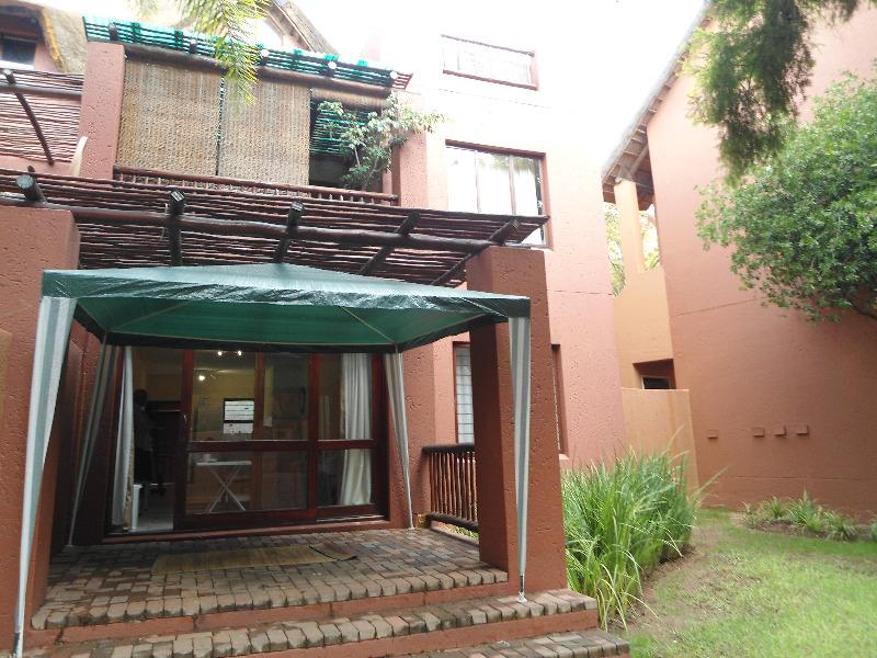 2 Bedroom Property for Sale in Magaliessig Gauteng