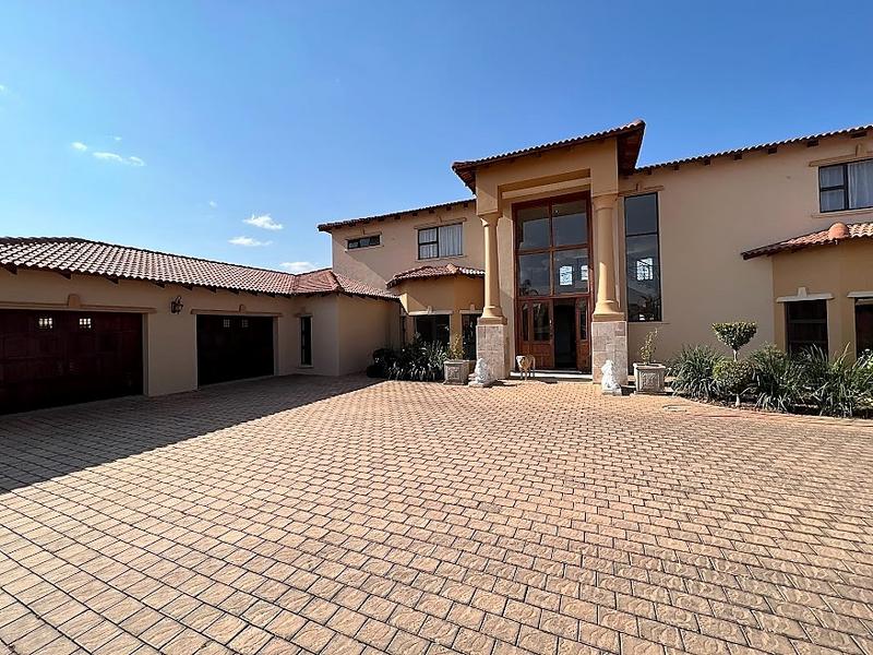 5 Bedroom Property for Sale in Mooikloof Gauteng