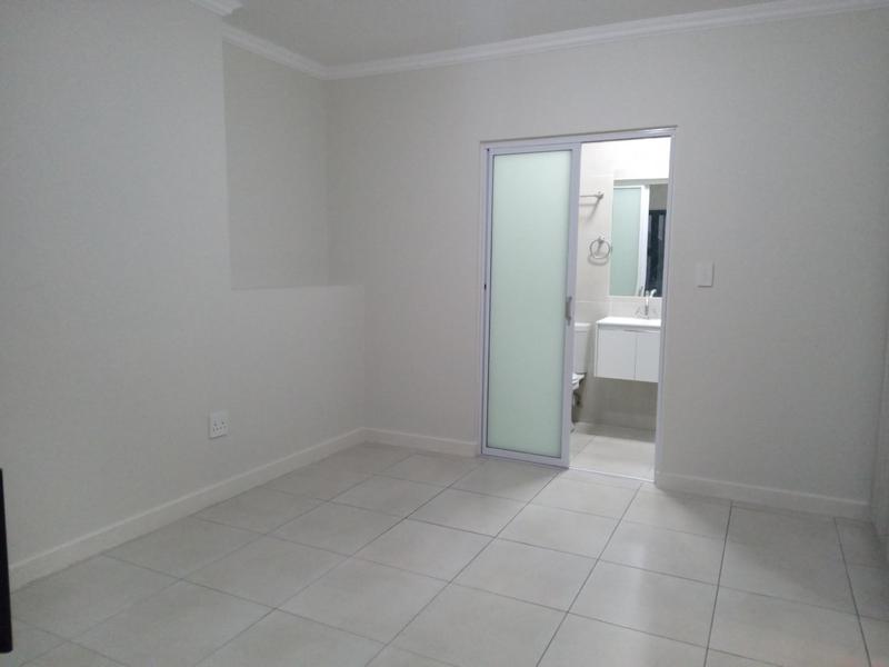 2 Bedroom Property for Sale in Little Falls Gauteng