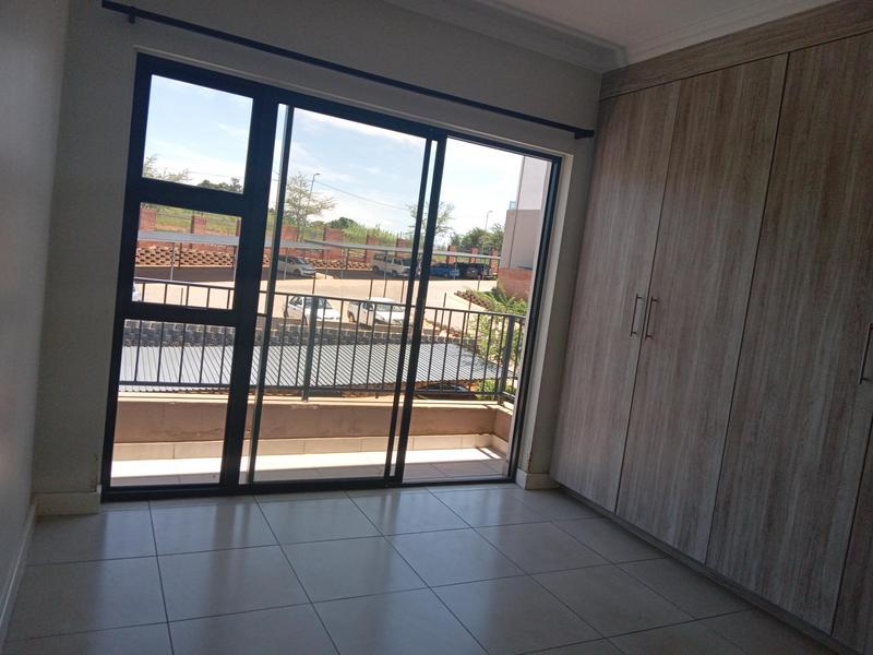 2 Bedroom Property for Sale in Little Falls Gauteng