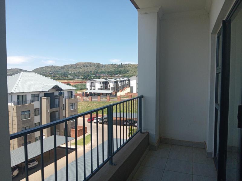 2 Bedroom Property for Sale in Little Falls Gauteng