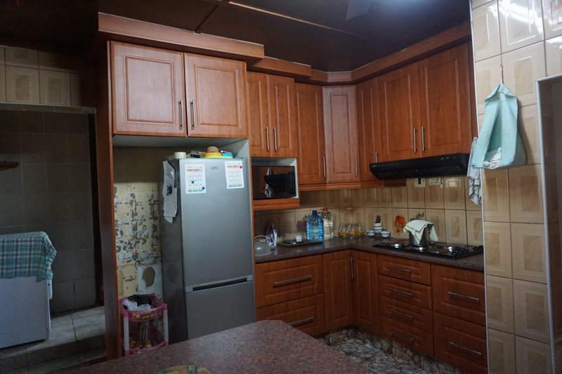 3 Bedroom Property for Sale in Umzinto KwaZulu-Natal