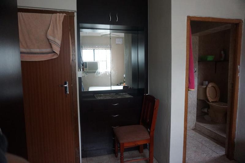 3 Bedroom Property for Sale in Umzinto KwaZulu-Natal