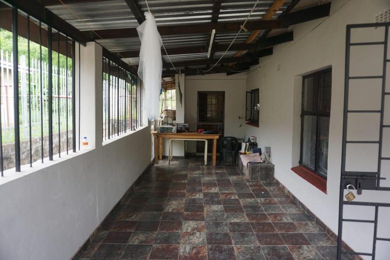 3 Bedroom Property for Sale in Umzinto KwaZulu-Natal