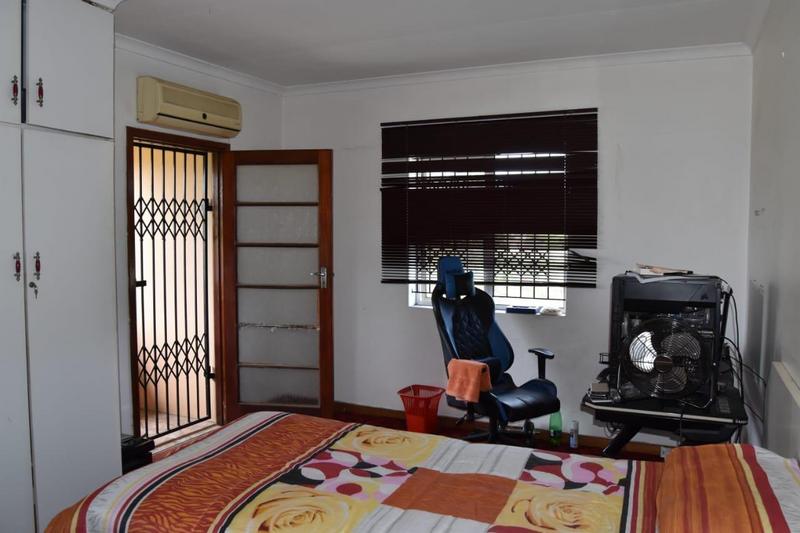 3 Bedroom Property for Sale in Umzinto KwaZulu-Natal