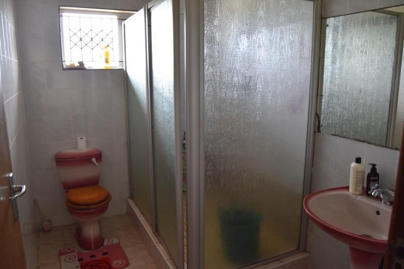3 Bedroom Property for Sale in Umzinto KwaZulu-Natal