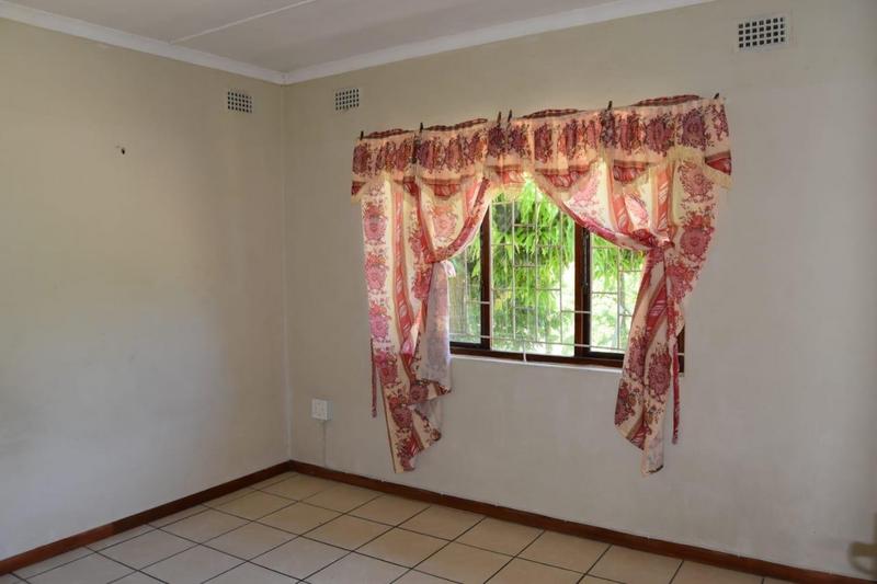 2 Bedroom Property for Sale in Umzinto KwaZulu-Natal
