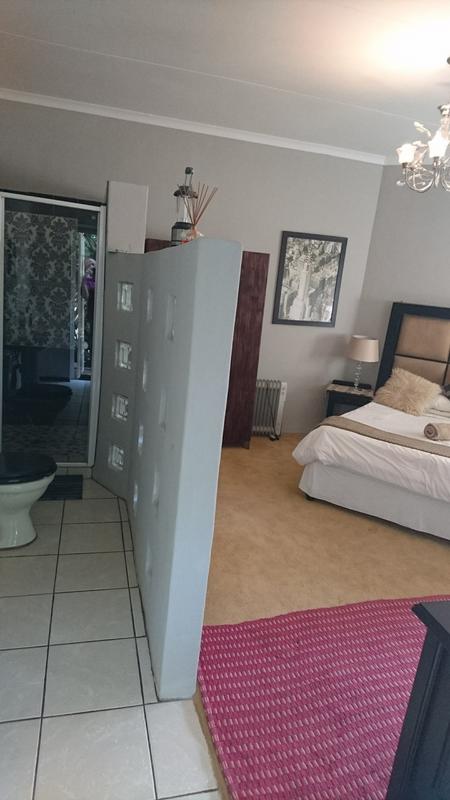 8 Bedroom Property for Sale in Derdepoort Gauteng
