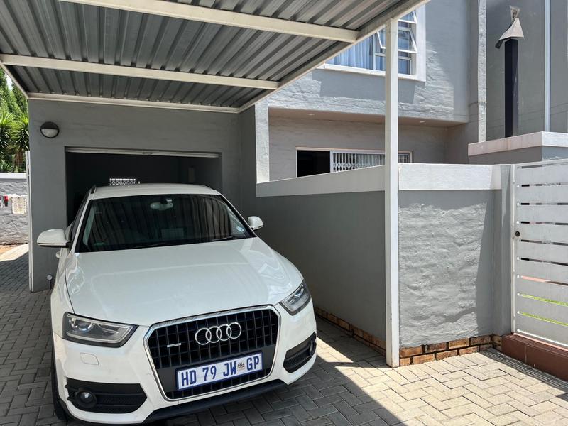 3 Bedroom Property for Sale in Ferndale Gauteng