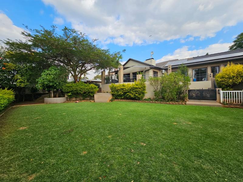 7 Bedroom Property for Sale in Waterkloof Heights Gauteng