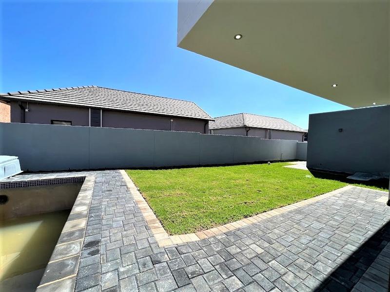 4 Bedroom Property for Sale in Six Fountains Residential Estate Gauteng