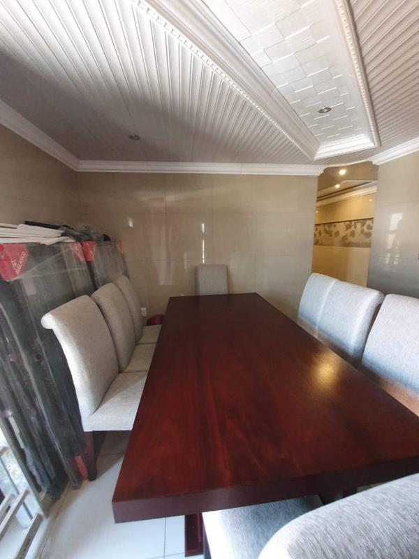 6 Bedroom Property for Sale in Umthambeka Gauteng