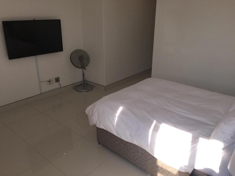 To Let 2 Bedroom Property for Rent in Sandown Gauteng