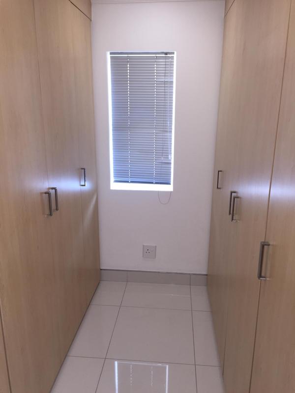 To Let 2 Bedroom Property for Rent in Sandown Gauteng