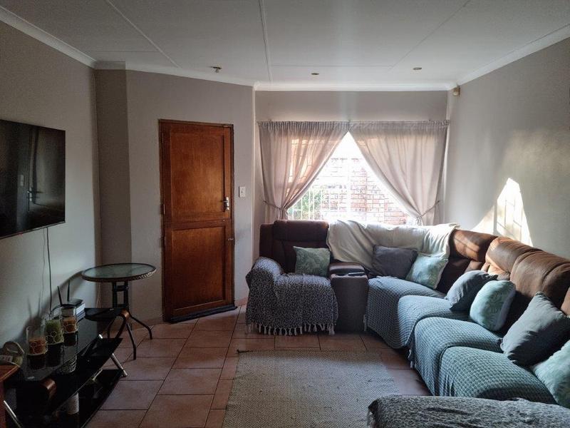 2 Bedroom Property for Sale in Dal Fouche Gauteng