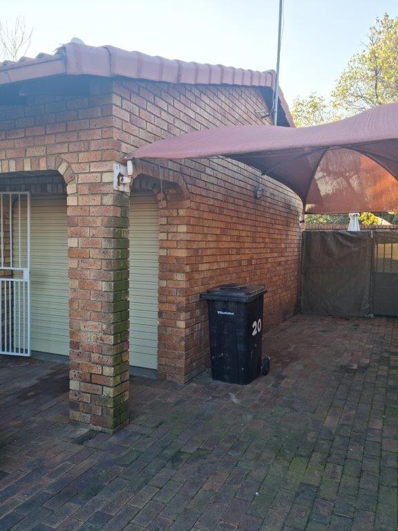 2 Bedroom Property for Sale in Dal Fouche Gauteng