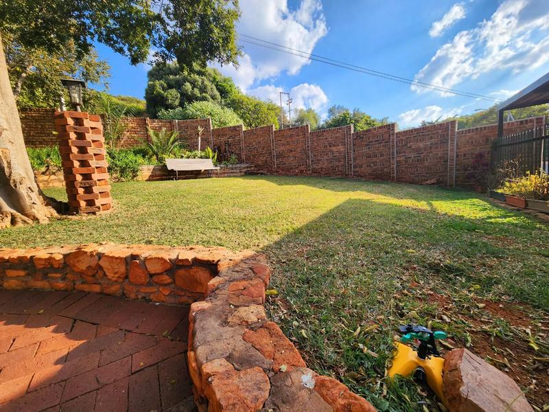 4 Bedroom Property for Sale in Sinoville Gauteng