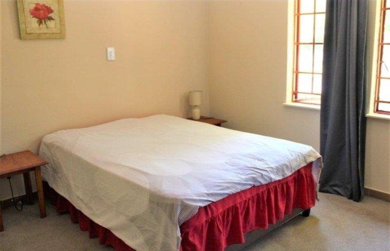 To Let 2 Bedroom Property for Rent in Paulshof Gauteng