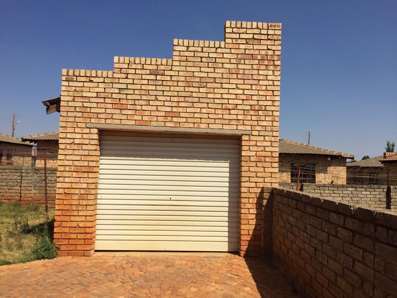 3 Bedroom Property for Sale in Mid Ennerdale Gauteng