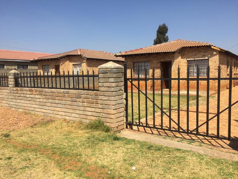 3 Bedroom Property for Sale in Mid Ennerdale Gauteng