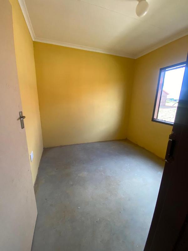 2 Bedroom Property for Sale in Daveyton Gauteng