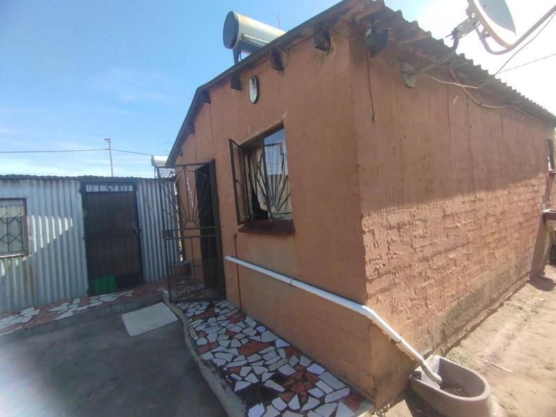 1 Bedroom Property for Sale in Daveyton Gauteng