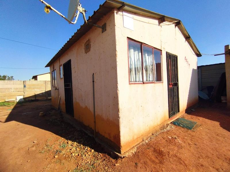 2 Bedroom Property for Sale in Daveyton Gauteng