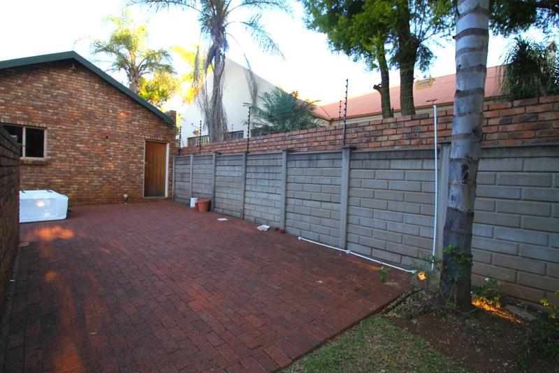 4 Bedroom Property for Sale in Zwartkop Gauteng