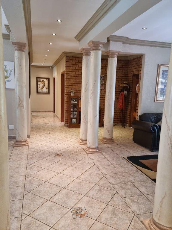 3 Bedroom Property for Sale in Petersfield Gauteng