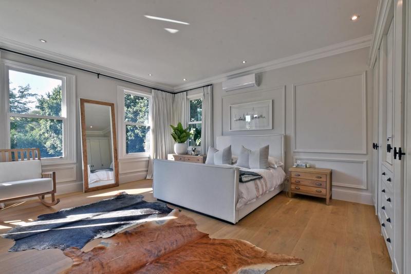 5 Bedroom Property for Sale in Dunkeld Gauteng