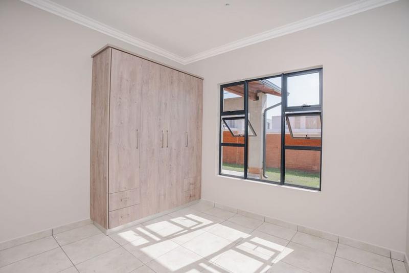 3 Bedroom Property for Sale in Six Fountains Residential Estate Gauteng