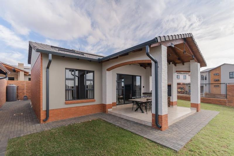 3 Bedroom Property for Sale in Six Fountains Residential Estate Gauteng