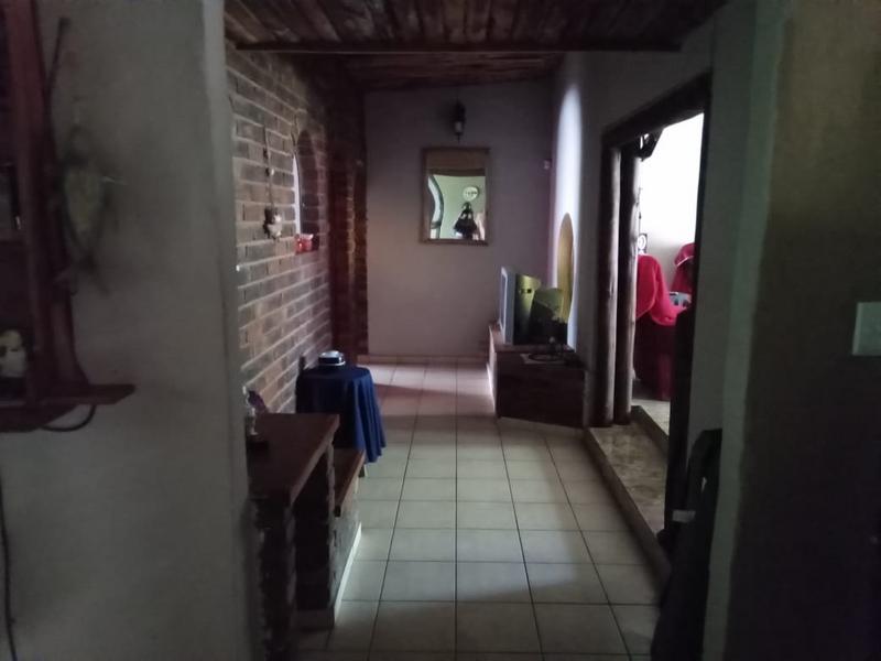 4 Bedroom Property for Sale in Haakdoornboom Gauteng