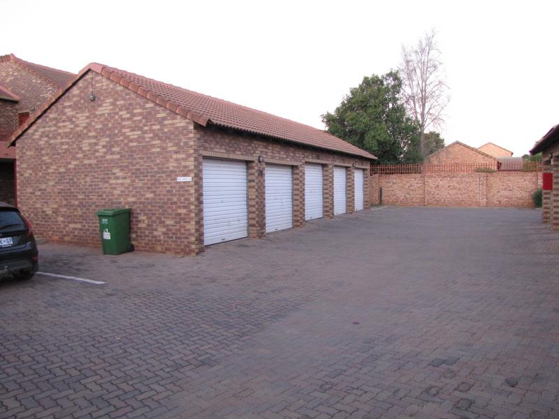 2 Bedroom Property for Sale in Equestria Gauteng