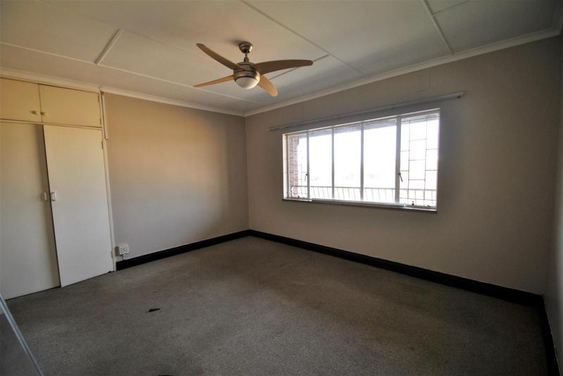 2 Bedroom Property for Sale in New Redruth Gauteng