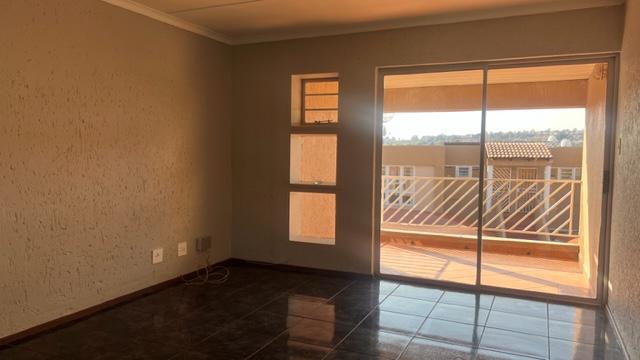 2 Bedroom Property for Sale in Mondeor Gauteng