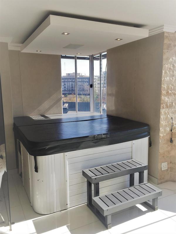 To Let 3 Bedroom Property for Rent in Sandown Gauteng