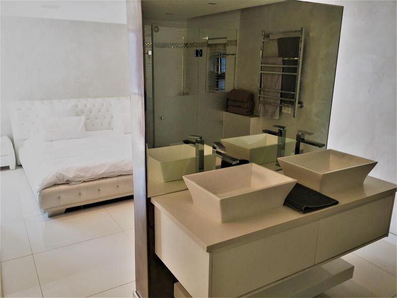 To Let 3 Bedroom Property for Rent in Sandown Gauteng