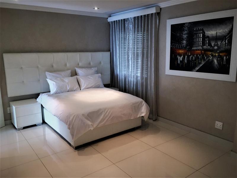 To Let 3 Bedroom Property for Rent in Sandown Gauteng