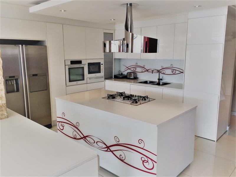 To Let 3 Bedroom Property for Rent in Sandown Gauteng