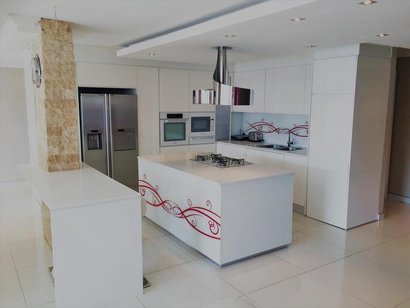 To Let 3 Bedroom Property for Rent in Sandown Gauteng