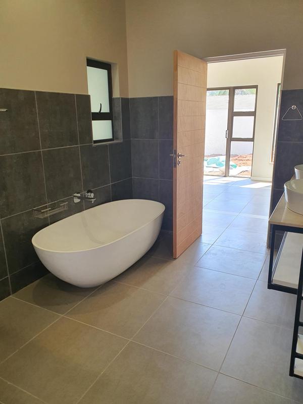 2 Bedroom Property for Sale in Morning Hill Gauteng