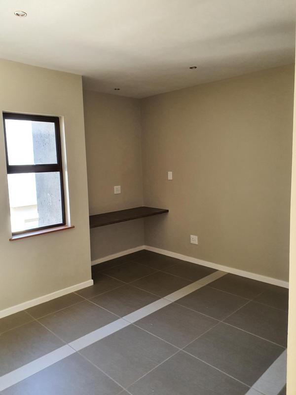 2 Bedroom Property for Sale in Morning Hill Gauteng