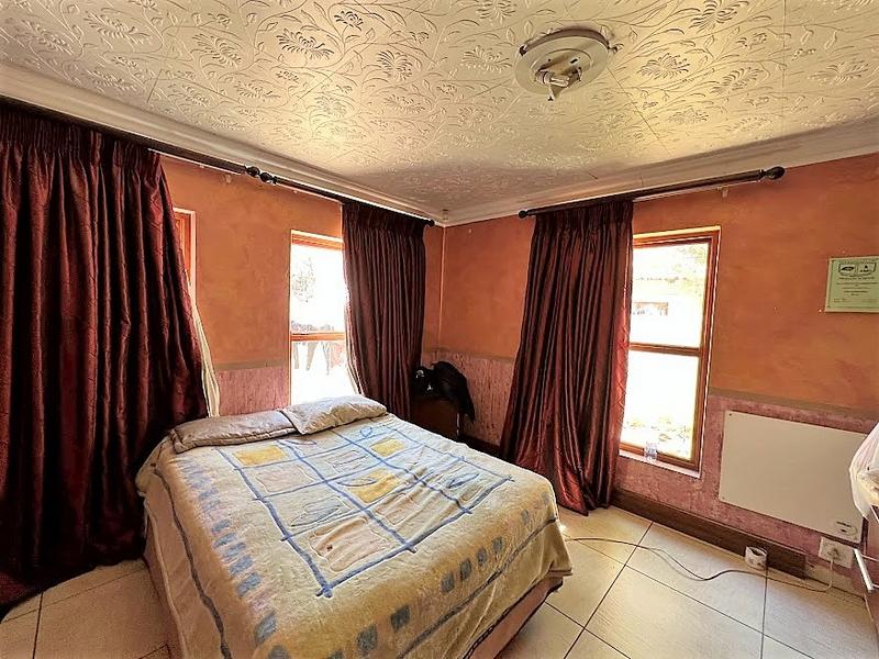 6 Bedroom Property for Sale in Six Fountains Residential Estate Gauteng