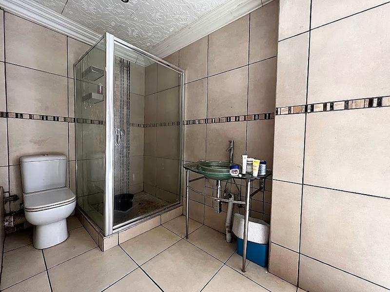 6 Bedroom Property for Sale in Six Fountains Residential Estate Gauteng